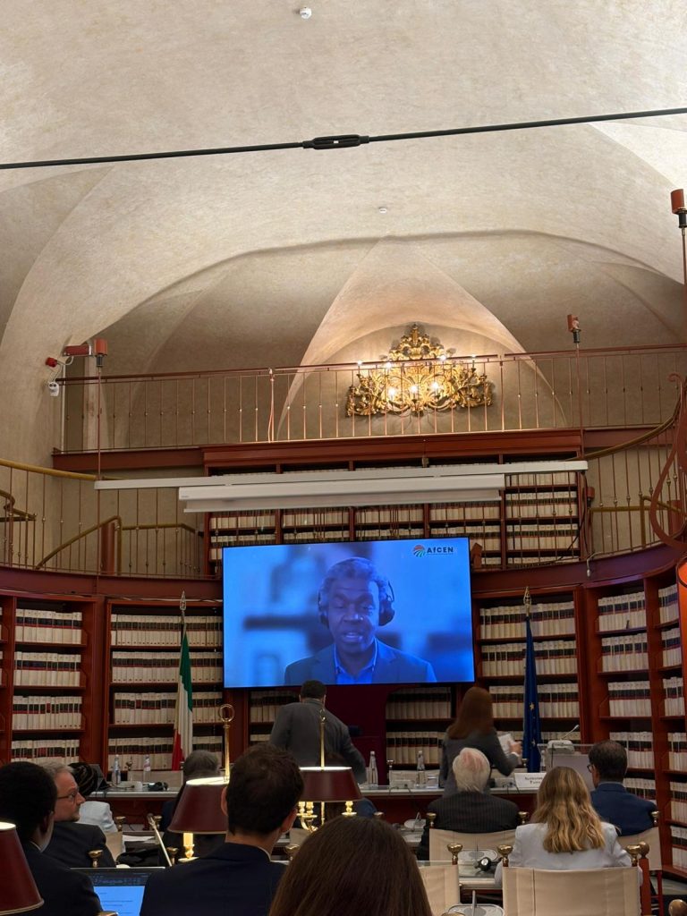 Seizing the moment. Italy's Mattei plan script.
